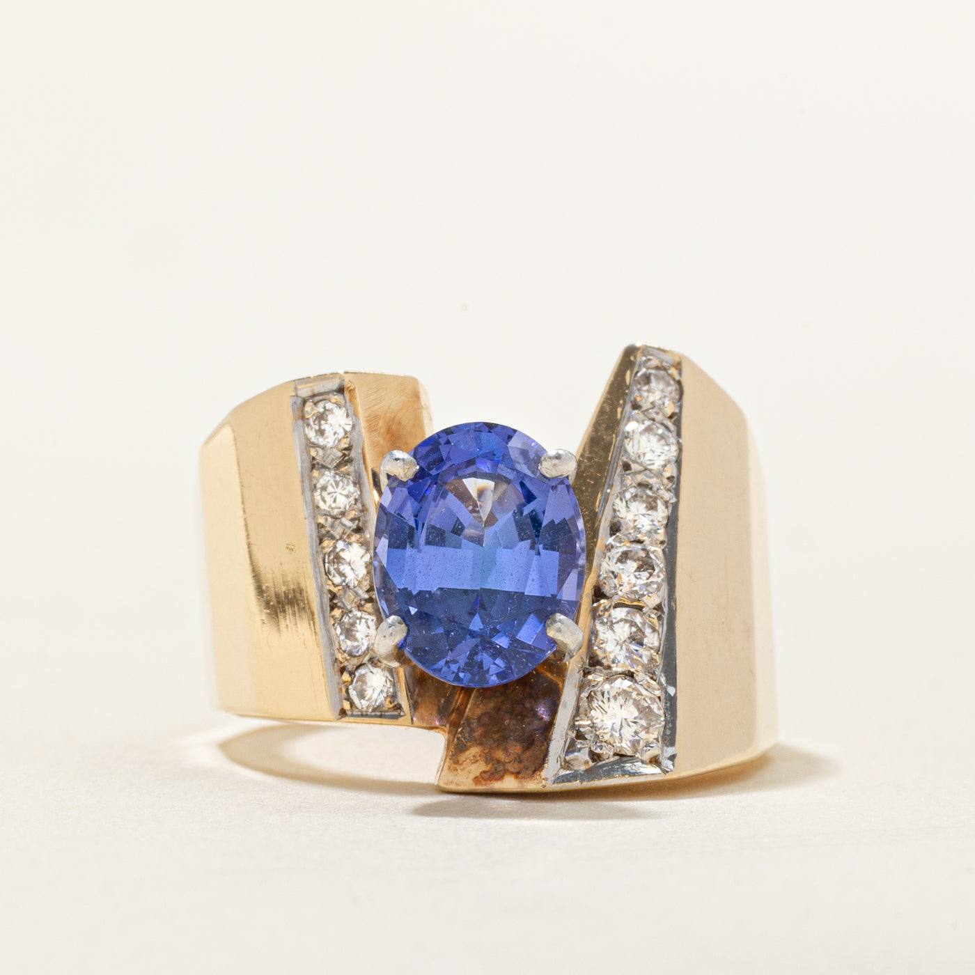 Tanzanite & Diamond Cocktail Ring | 1.75ct, 0.25ctw | SZ 6 |