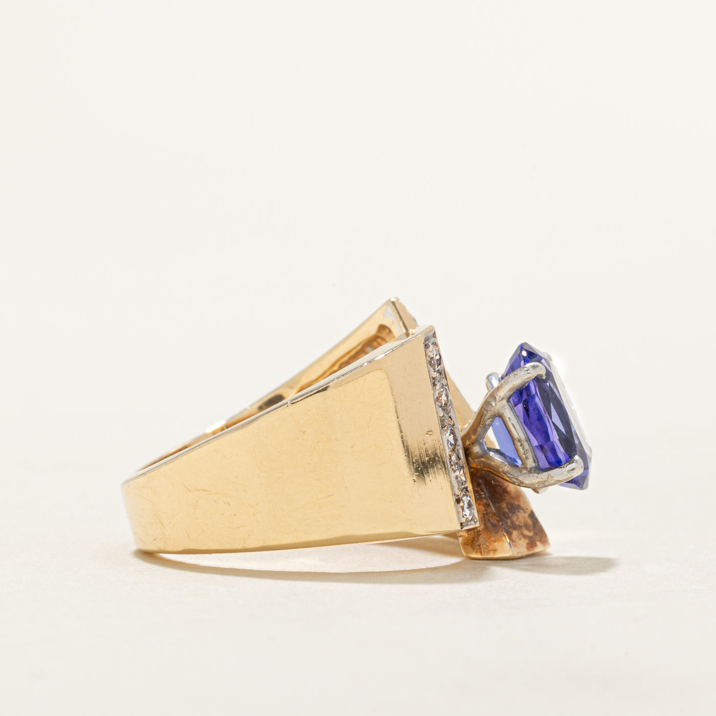 Tanzanite & Diamond Cocktail Ring | 1.75ct, 0.25ctw | SZ 6 |
