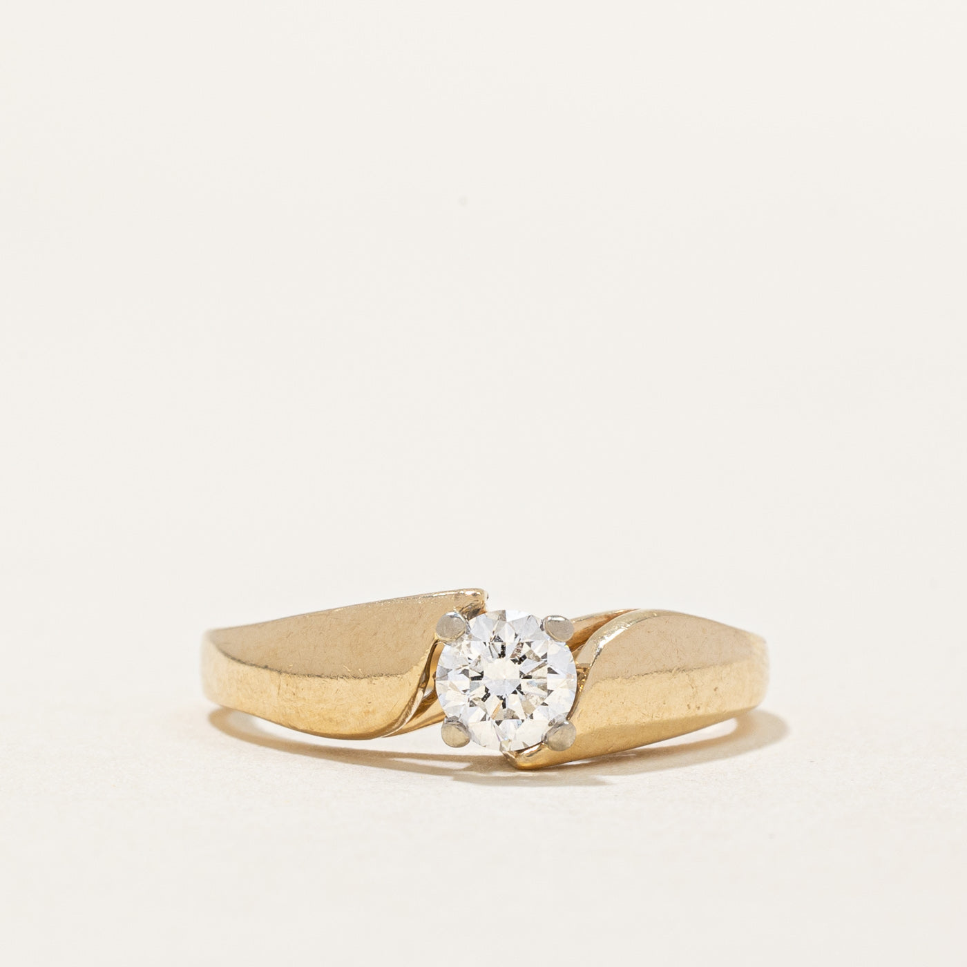 Canadian Diamond Solitaire Bypass 18k Ring | 0.35ct | SZ 5.25 |