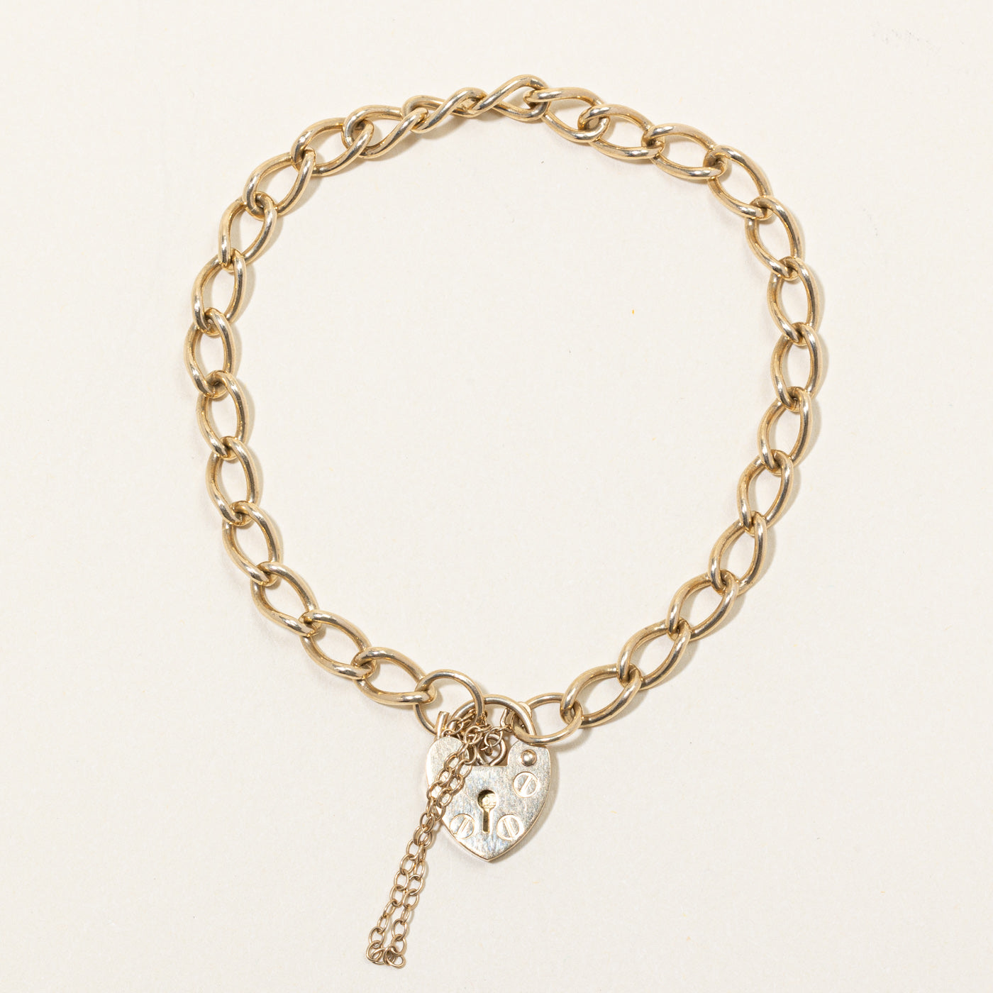 9k Yellow Gold Heart Lock Bracelet | 7