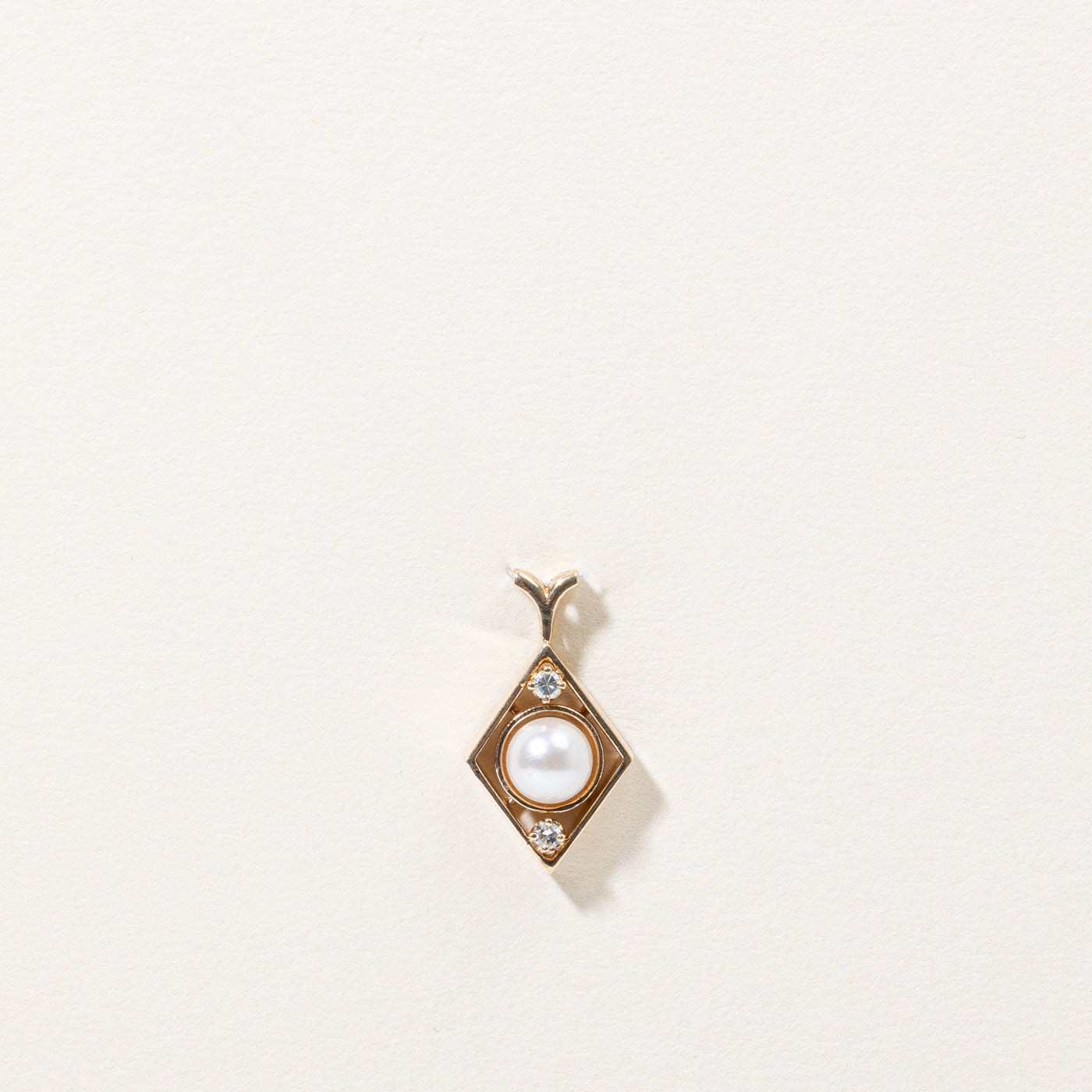 Pendentif en perles et diamants | 0,04 ct | 