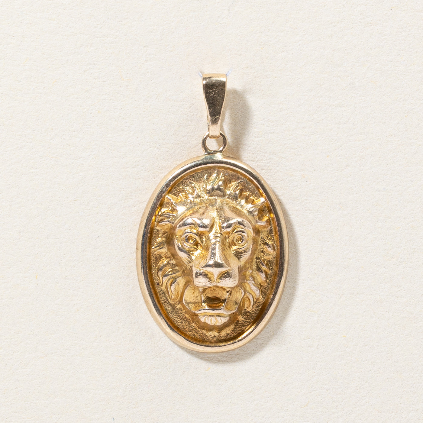 10k Yellow Gold Lion Head Pendant