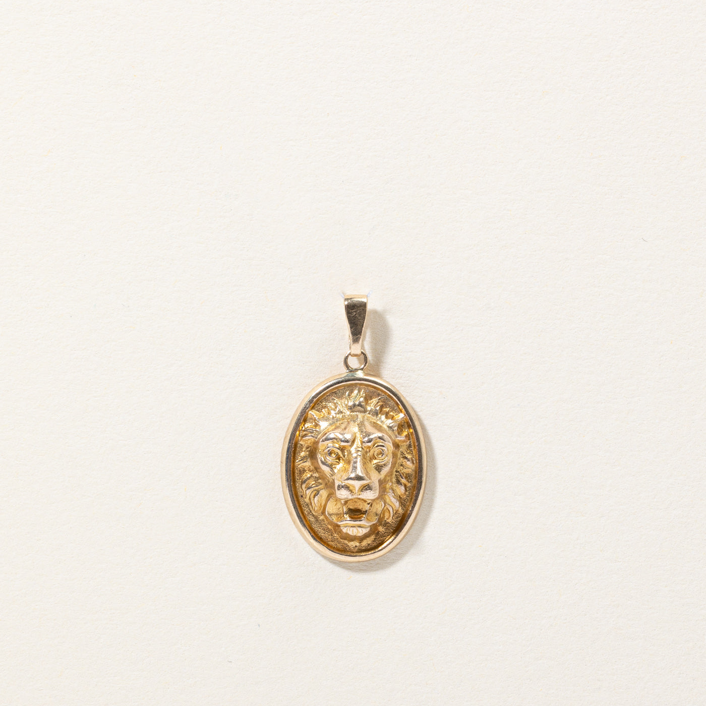 10k Yellow Gold Lion Head Pendant