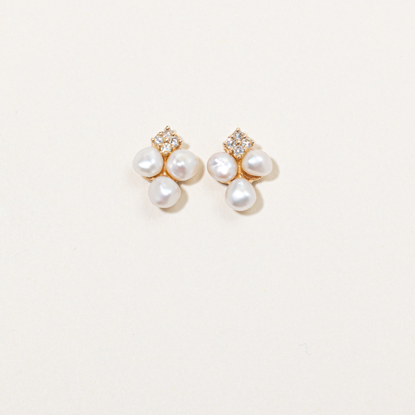 Pearl & Diamond Earrings | 0.16ctw |