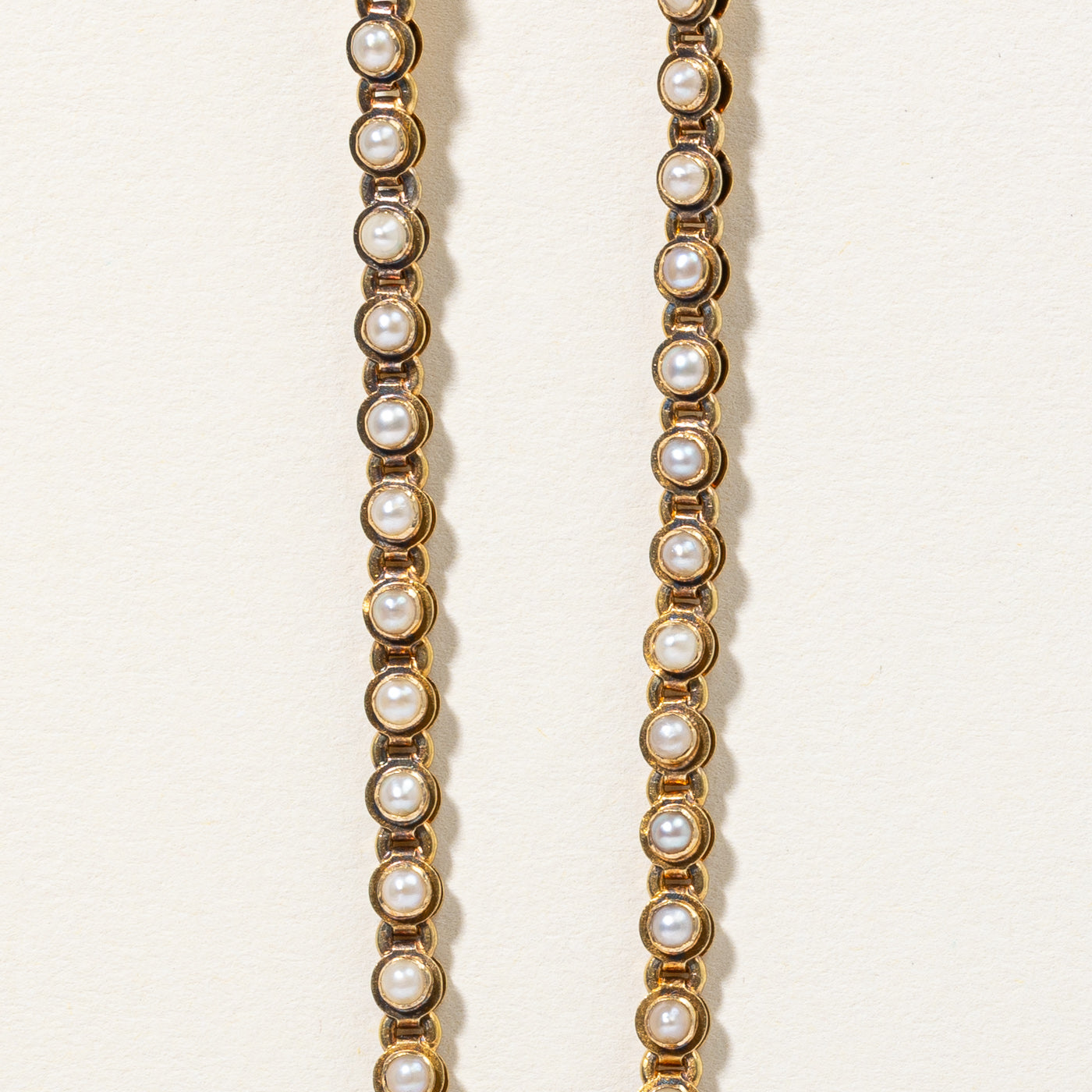 Vintage Pearl Necklace | 16" |