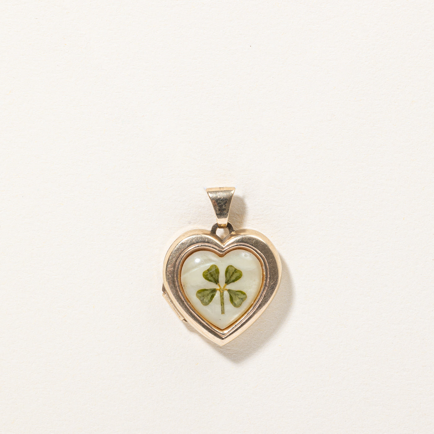 Mother of Pearl Inlay Heart Locket