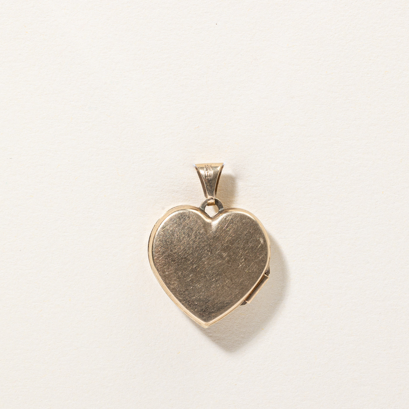 Mother of Pearl Inlay Heart Locket