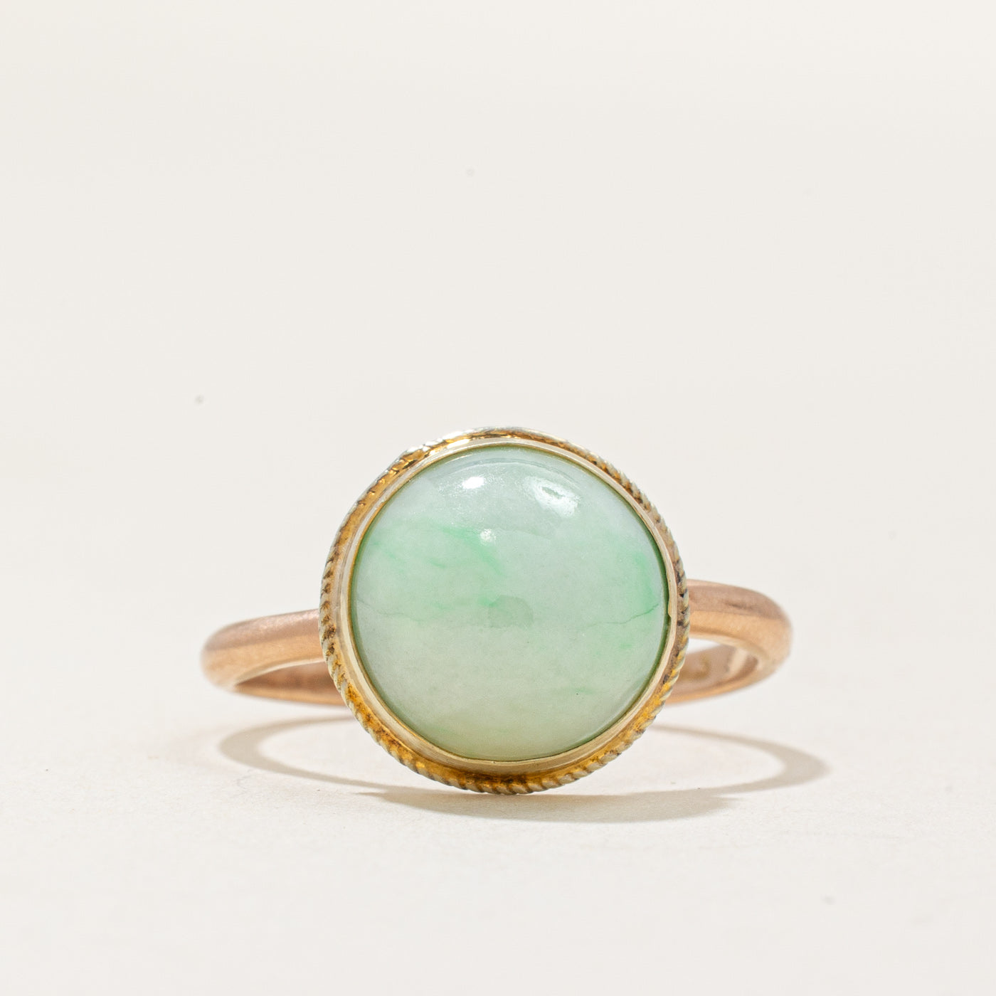 Vintage Chrysoprase Cocktail Ring | 3.70ct | SZ 6 |