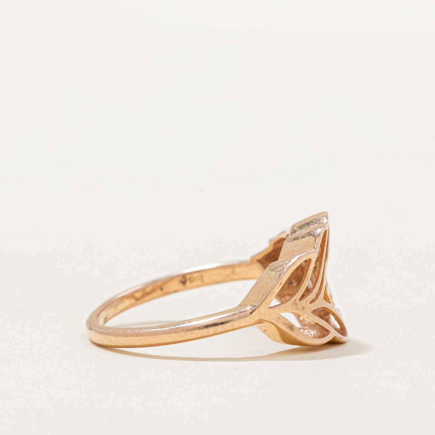 18k Yellow Gold Leaf Ring | SZ 6.5 |