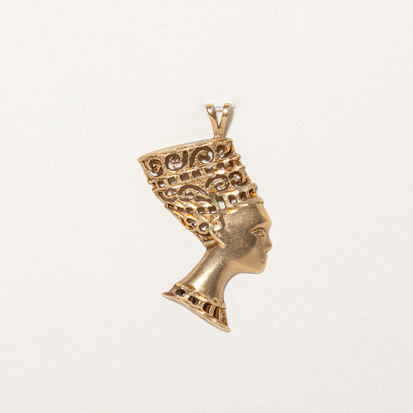 10k Yellow Gold Cleopatra Queen Pendant