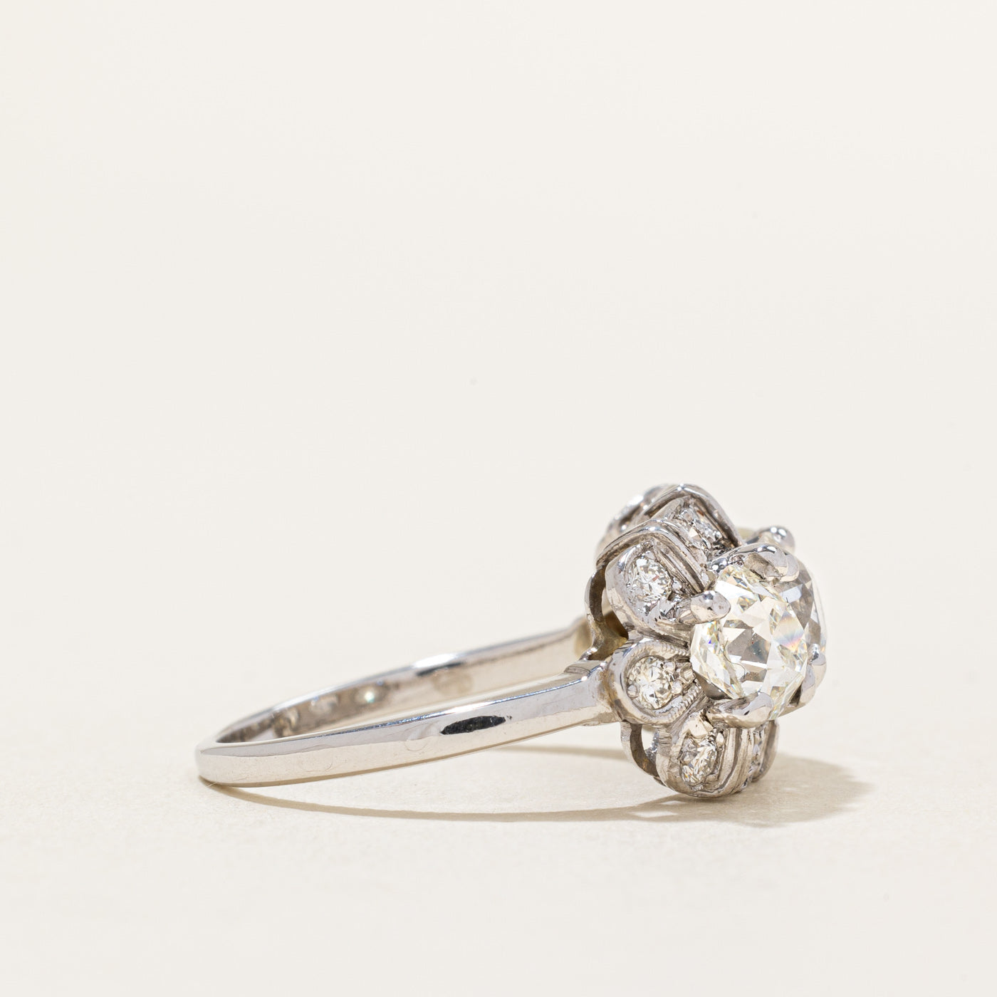 Bague de fiançailles trois diamants anciens européens | 2,95 ct au total | Taille 6,5 | 