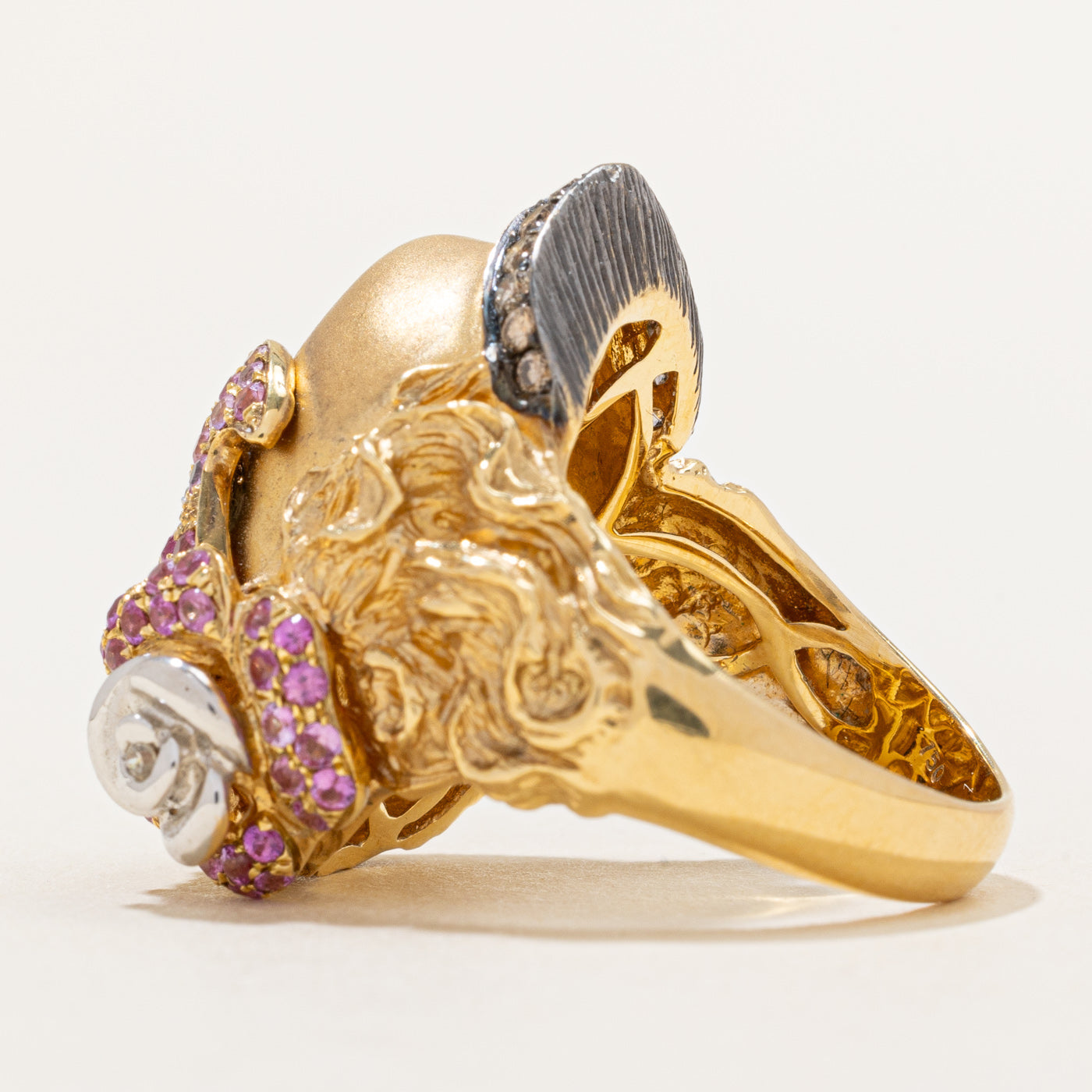 Bague de bal masqué en saphir rose et diamants | 0,96 ct, 0,29 ct | Taille 7,25 | 