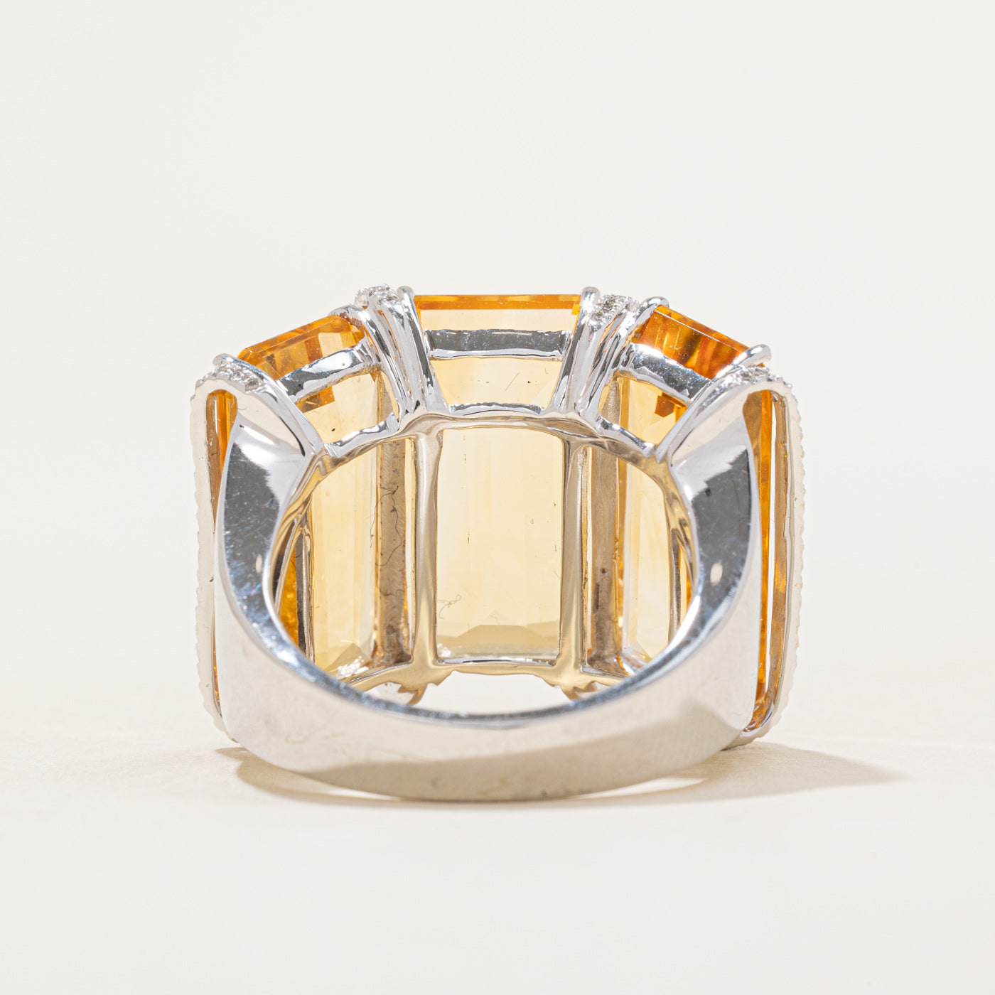 Citrine & Diamond Cocktail Ring | 31.50ctw, 0.19ctw | SZ 7 |