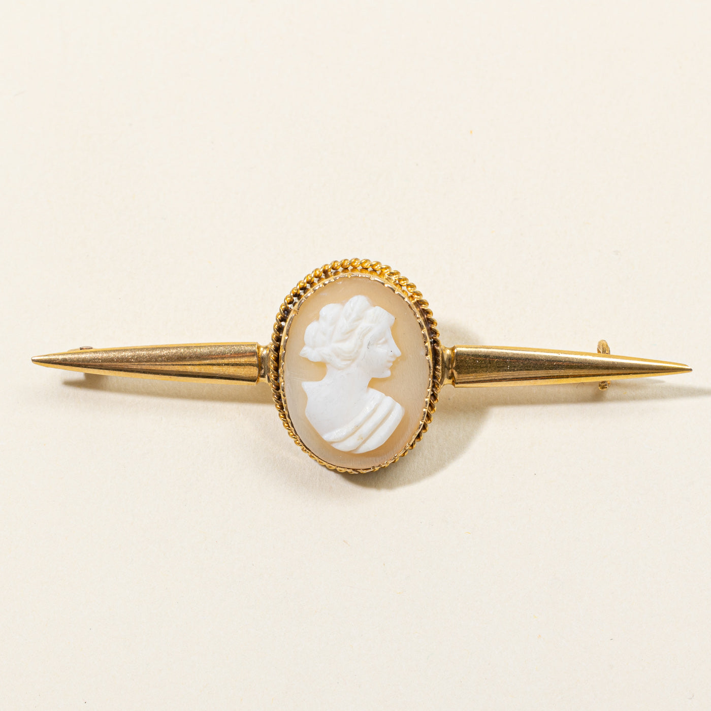 Sea Shell Cameo Brooch | 4.50ct |