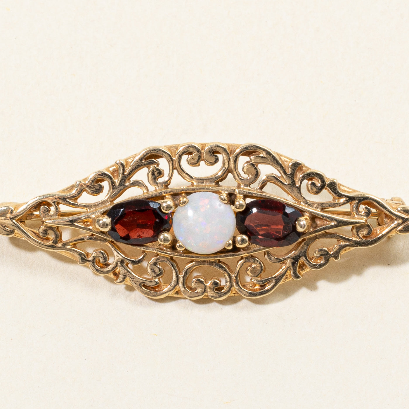 Garnet & Opal Brooch | 0.60ctw, 0.20ct |