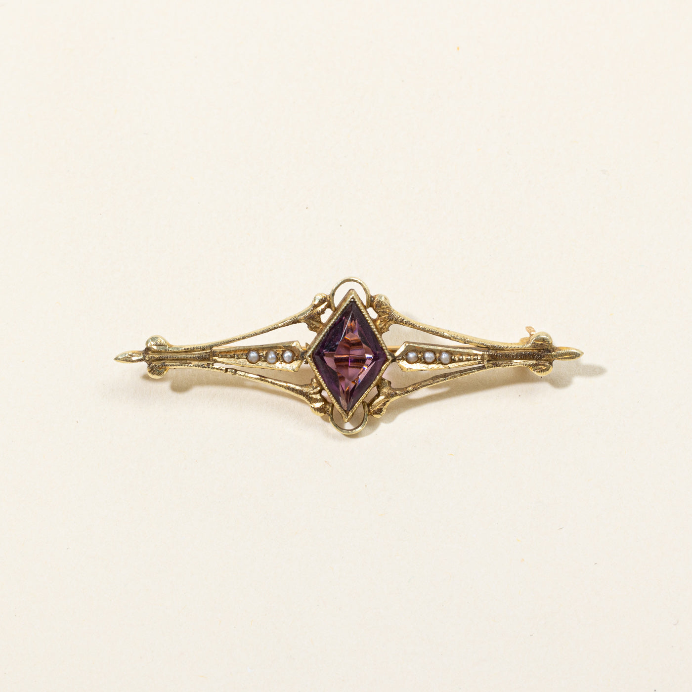 Amethyst & Seed Pearl Brooch | 2.75ct |