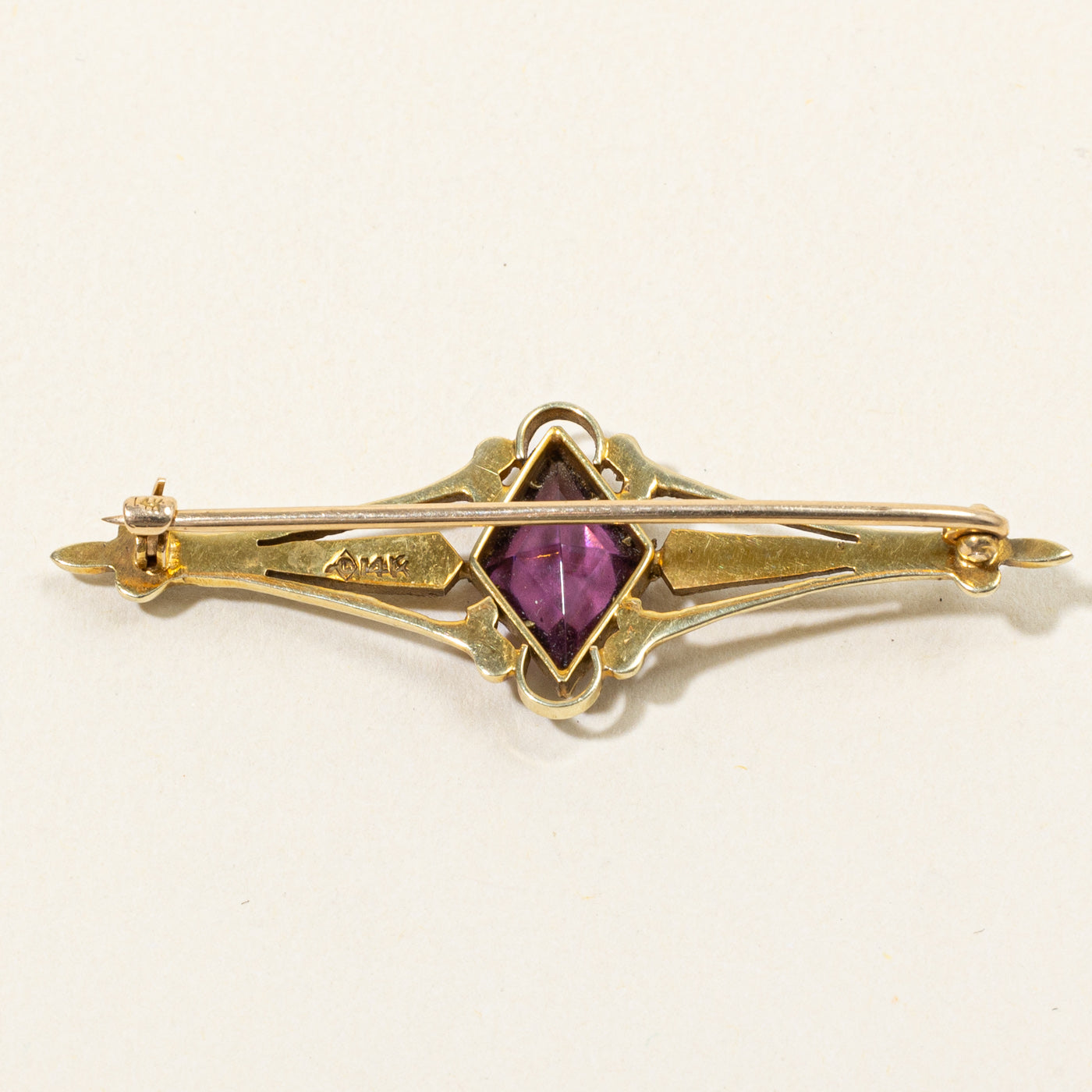 Amethyst & Seed Pearl Brooch | 2.75ct |
