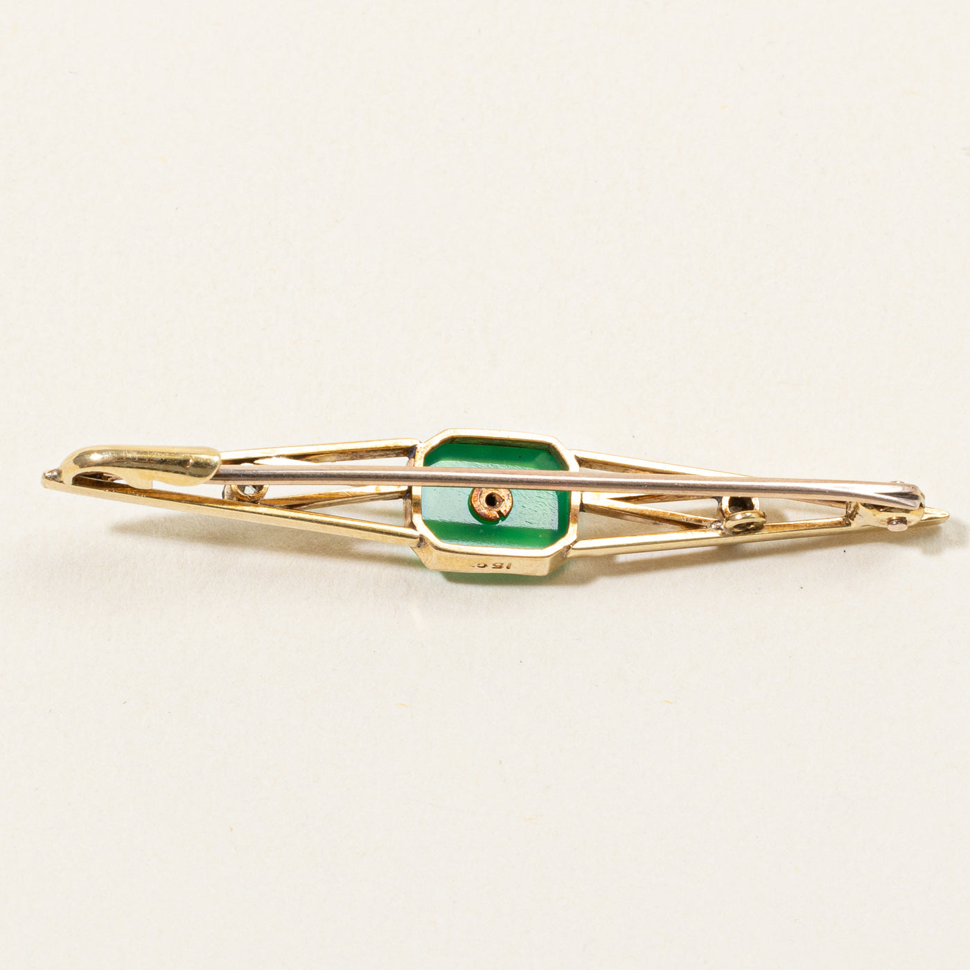 Chrysoprase & Diamond Brooch | 0.50ct, 0.05ctw |