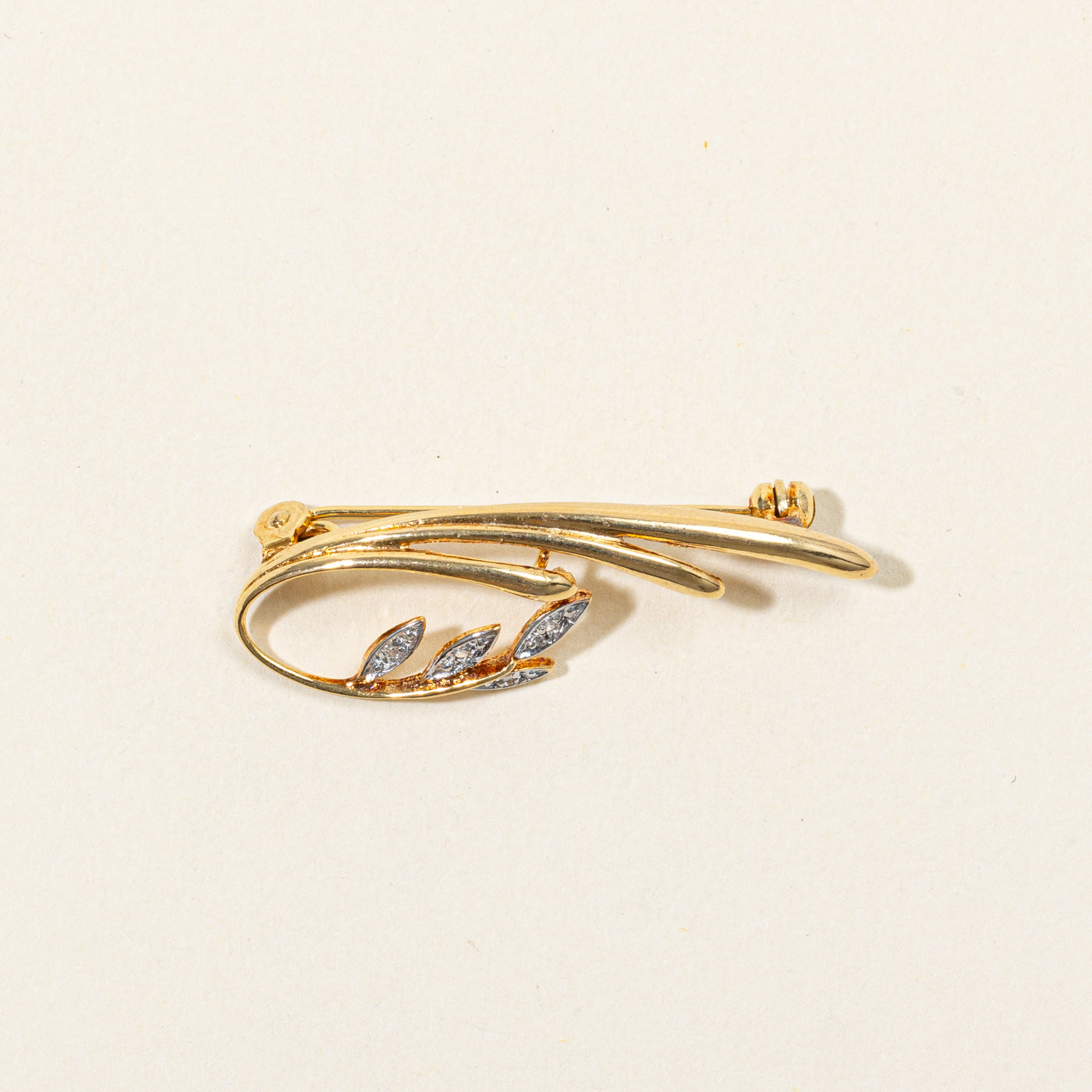 Diamond Leaf Brooch | 0.02ctw |