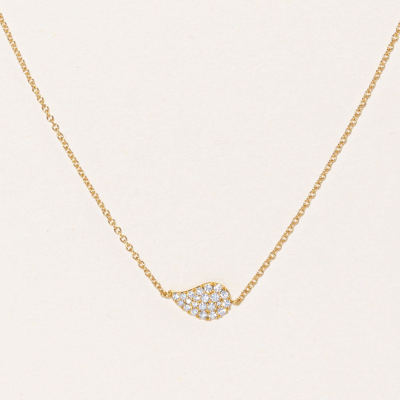 Collier pendentif en diamant Petale de Birks | 0,15 ct | 45,7 cm | 