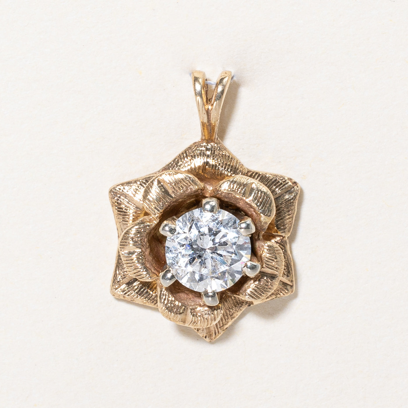 Diamond Flower Pendant | 0.74ct SI2 G |