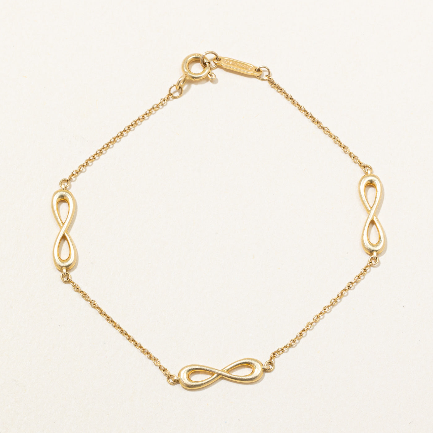 Tiffany & Co' 18k Yellow Gold Infinity Bracelet | 6" |