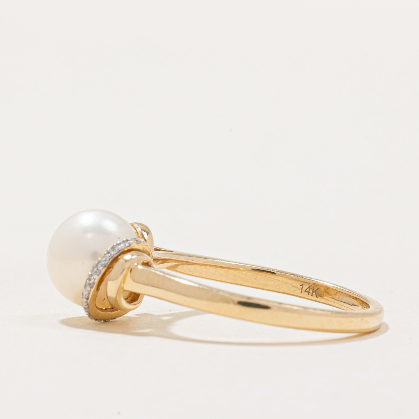 Bague cocktail perle et diamant | 0,04 ct | Taille 6,75 | 