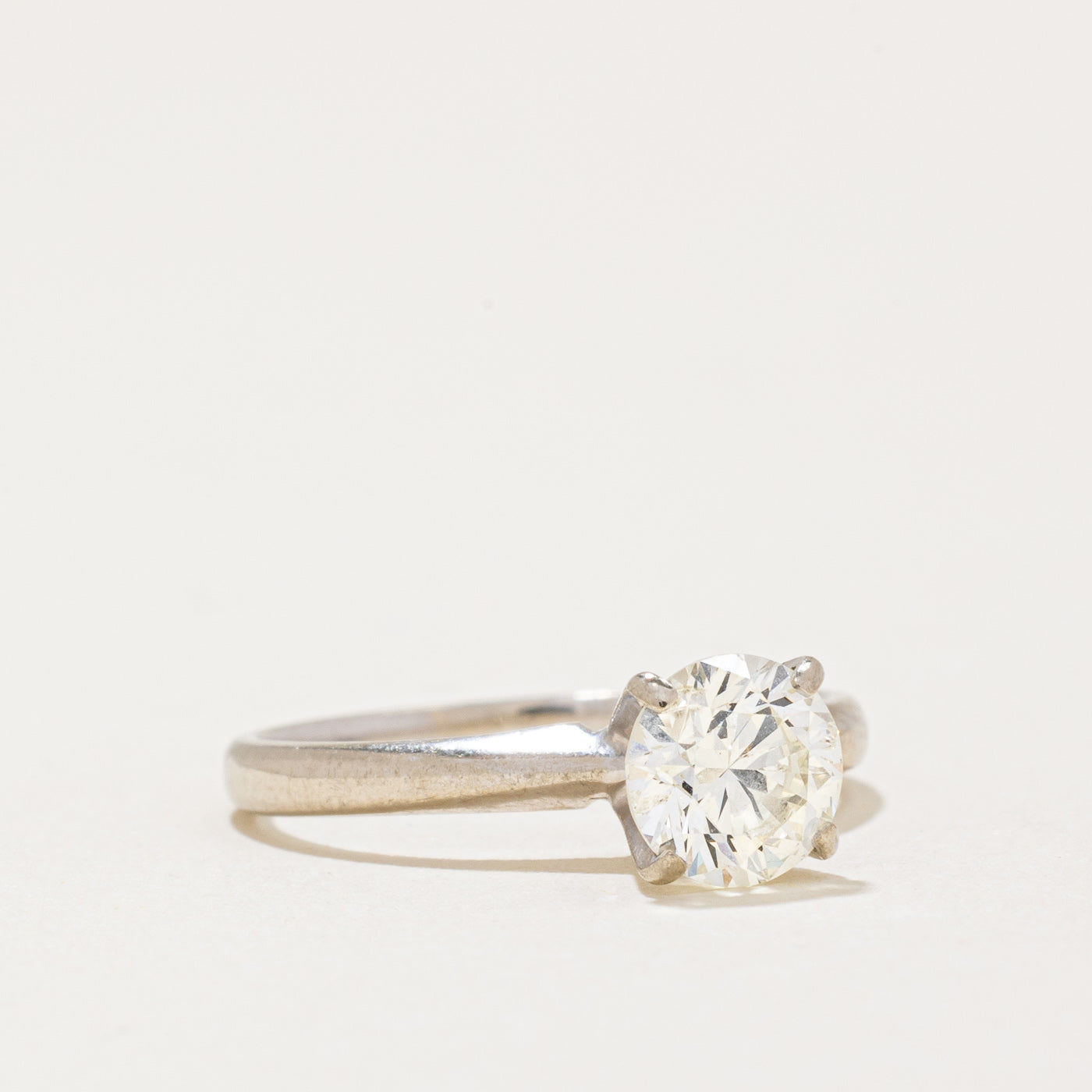 Cathedral Set Diamond Engagement Ring | 0.90ct I1 J | SZ 3.75 |