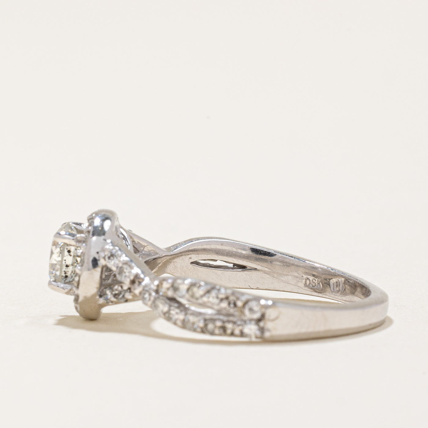Diamond Halo Engagement Ring | 0.70ctw | SZ 5.5 |
