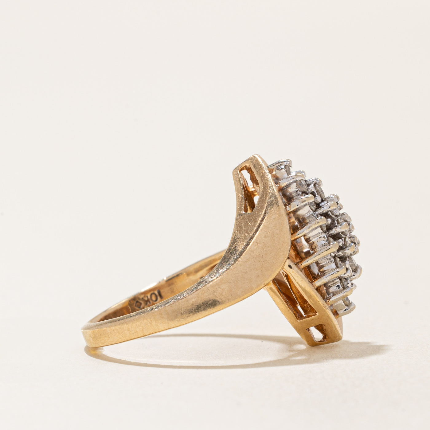 Diamond Cluster Cocktail Ring | 0.22ctw | SZ 4 |