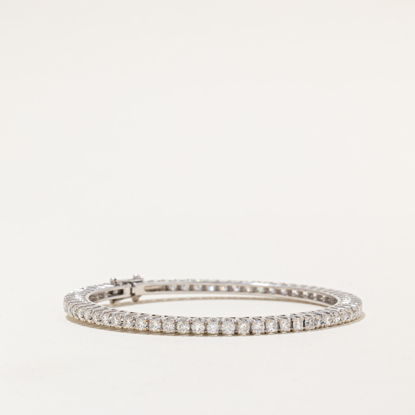 Diamond Bangle Bracelet | 5.60ctw I1/I2 G/H | 8" |