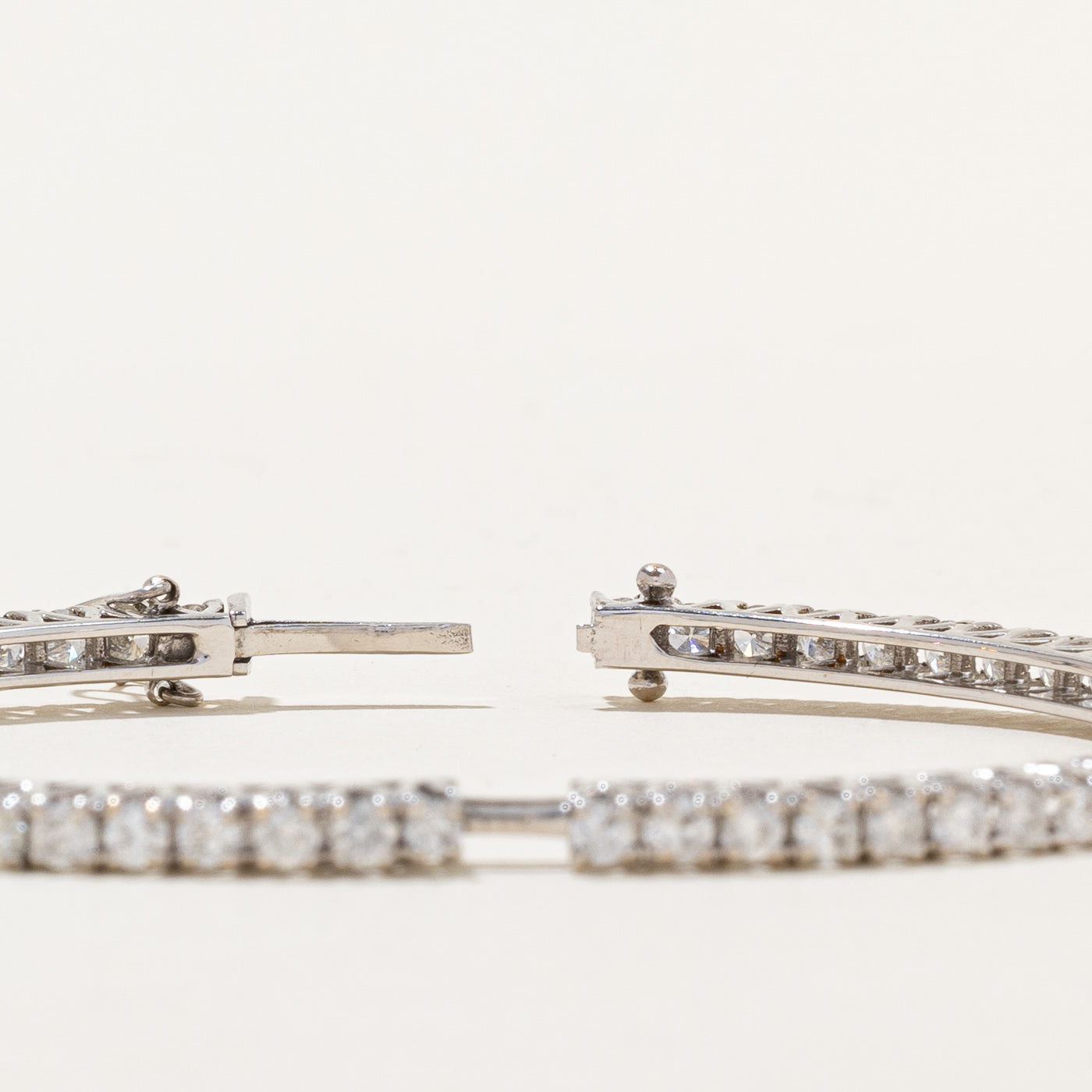 Diamond Bangle Bracelet | 5.60ctw I1/I2 G/H | 8" |