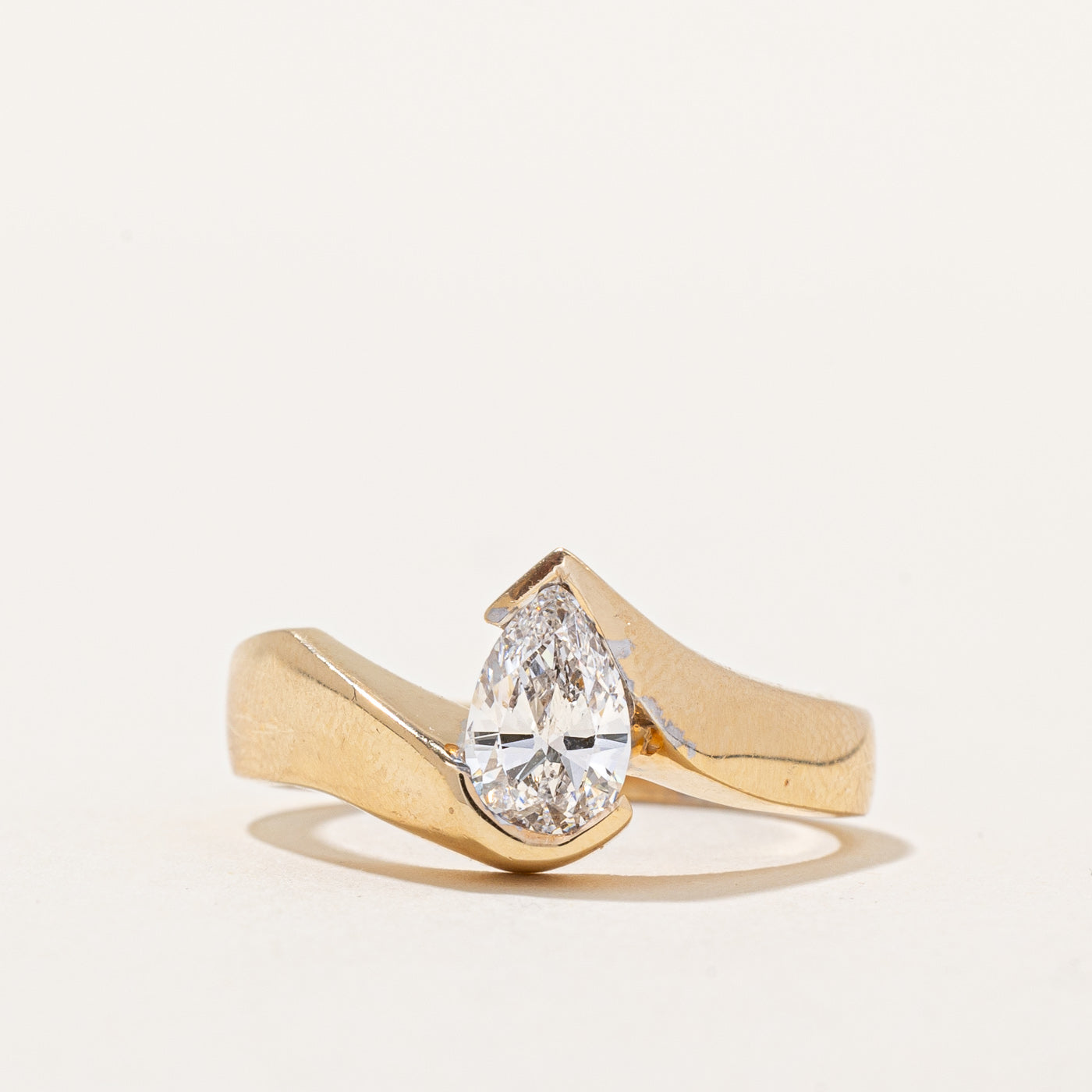Pear Cut Diamond Engagement Ring | 0.70ct SI2 F/G | SZ 7.5 |