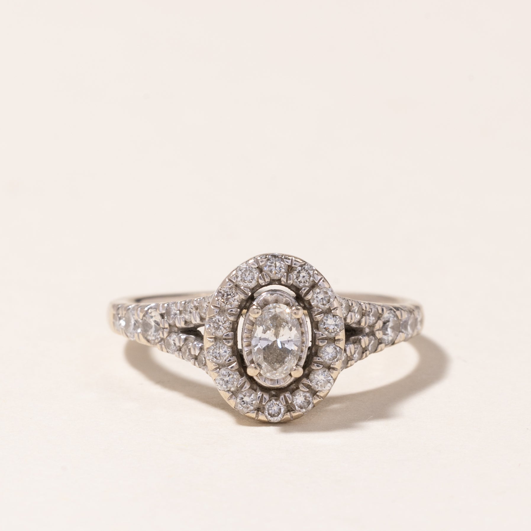 Bague de fiançailles en or blanc 14 carats avec halo de diamants | 0,69 ct Taille 7,5 | 