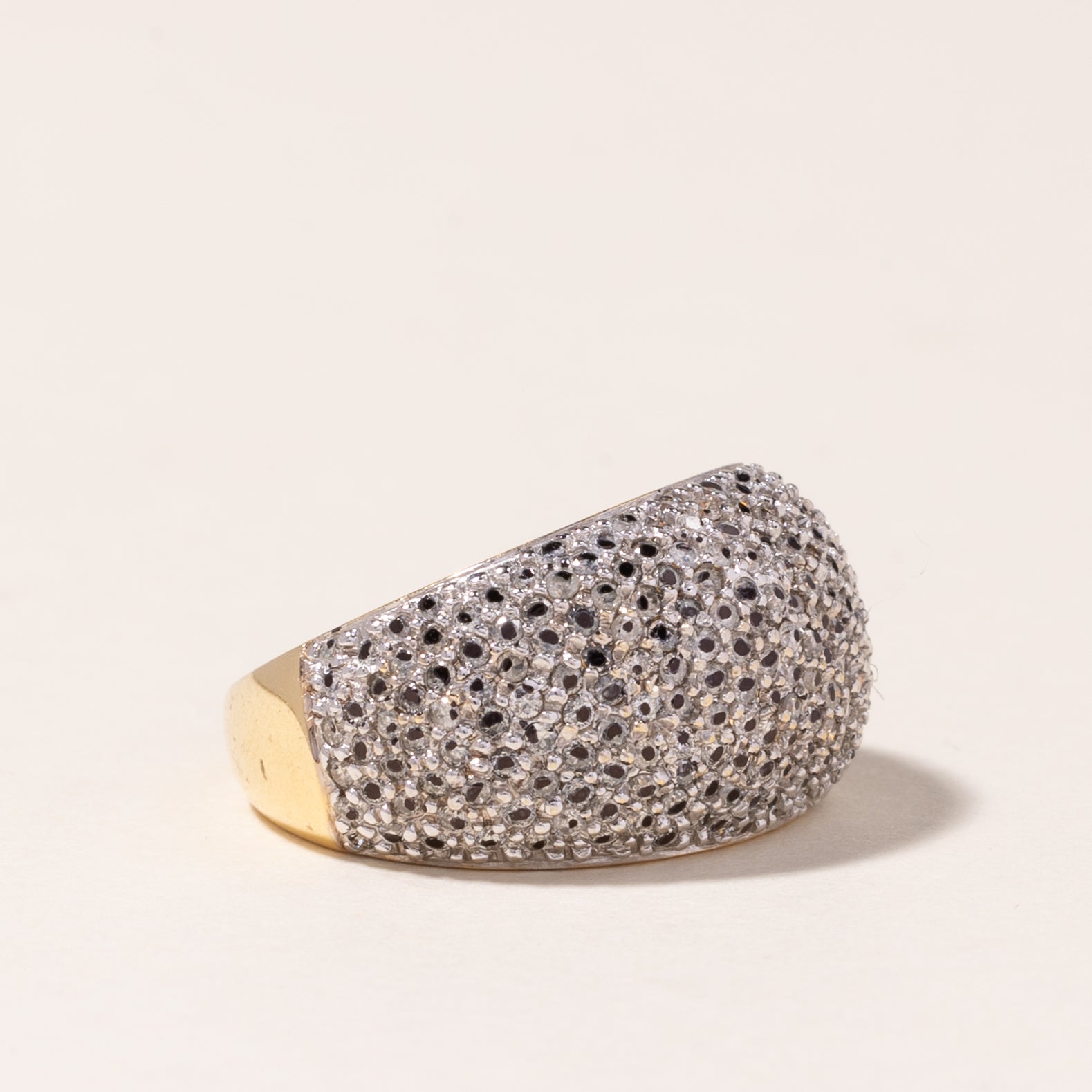 Bague en or jaune 18 carats sertie de diamants en forme de dôme | 1,37 ct | Taille 6,5 | 