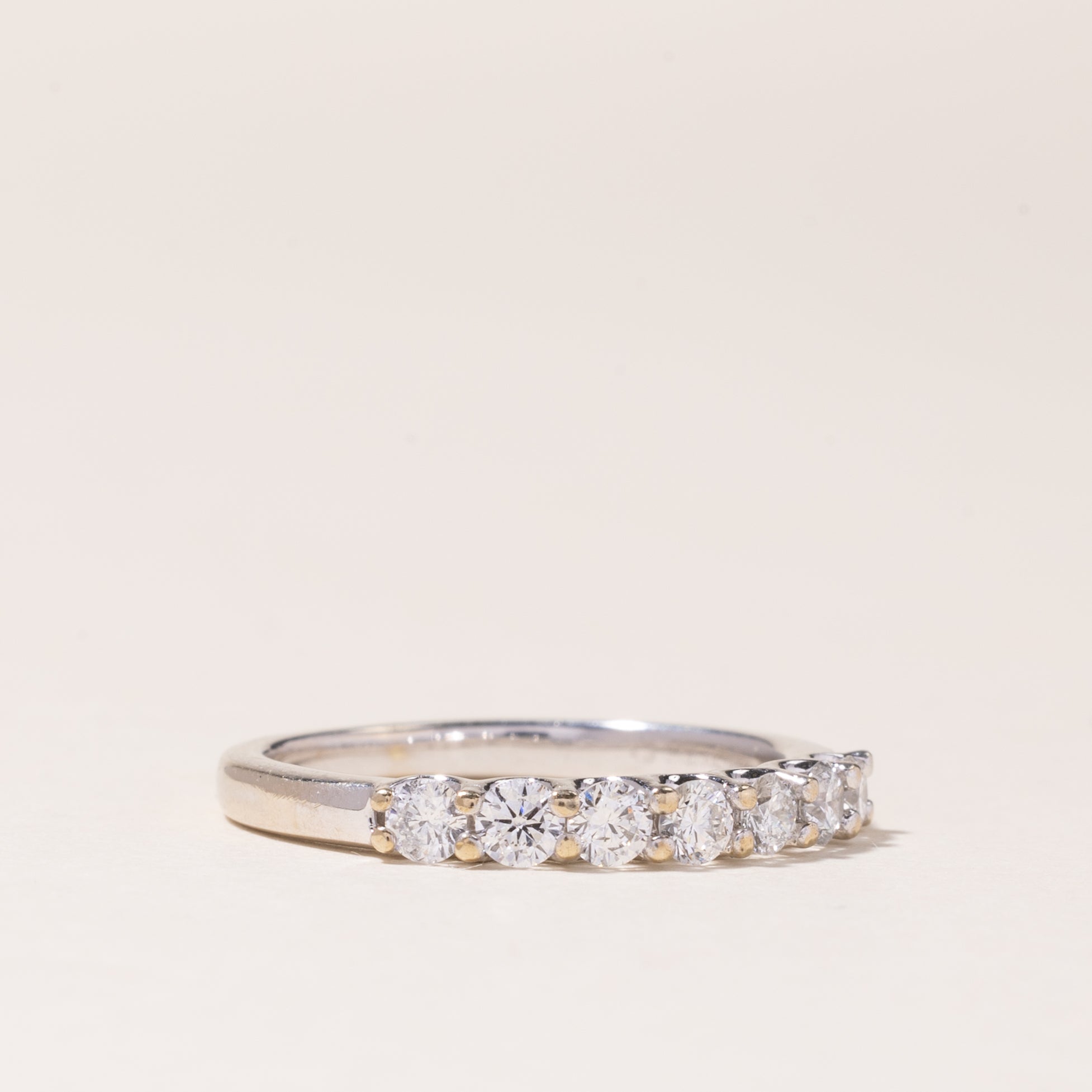 Alliance semi-éternité en or blanc 14 carats sertie de diamants | 0,50 ct au total | Taille 6,25 | 