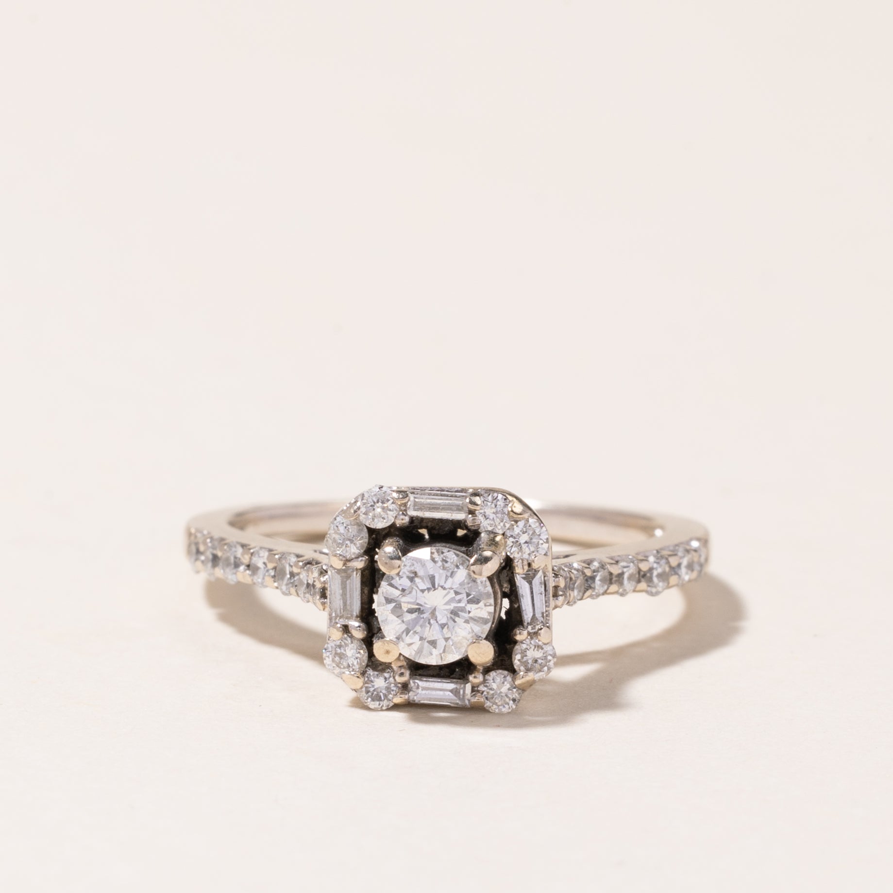 Bague en or blanc 14 carats et diamants | 0,77 ct | Taille 6 | 