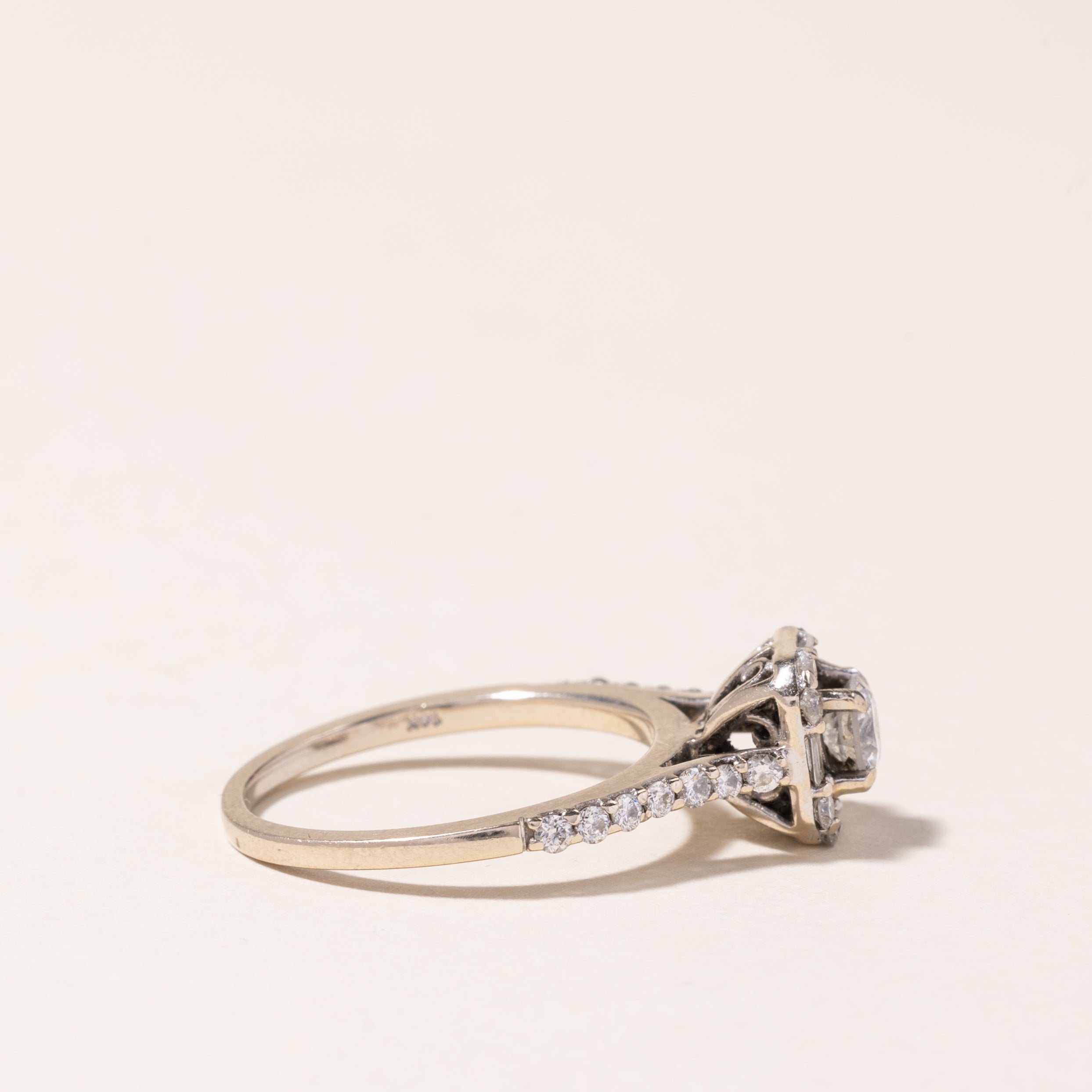 Bague en or blanc 14 carats et diamants | 0,77 ct | Taille 6 | 