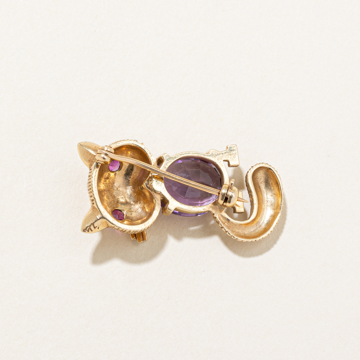 Amethyst & Ruby Cat Brooch | 4.55ct, 0.26ctw |