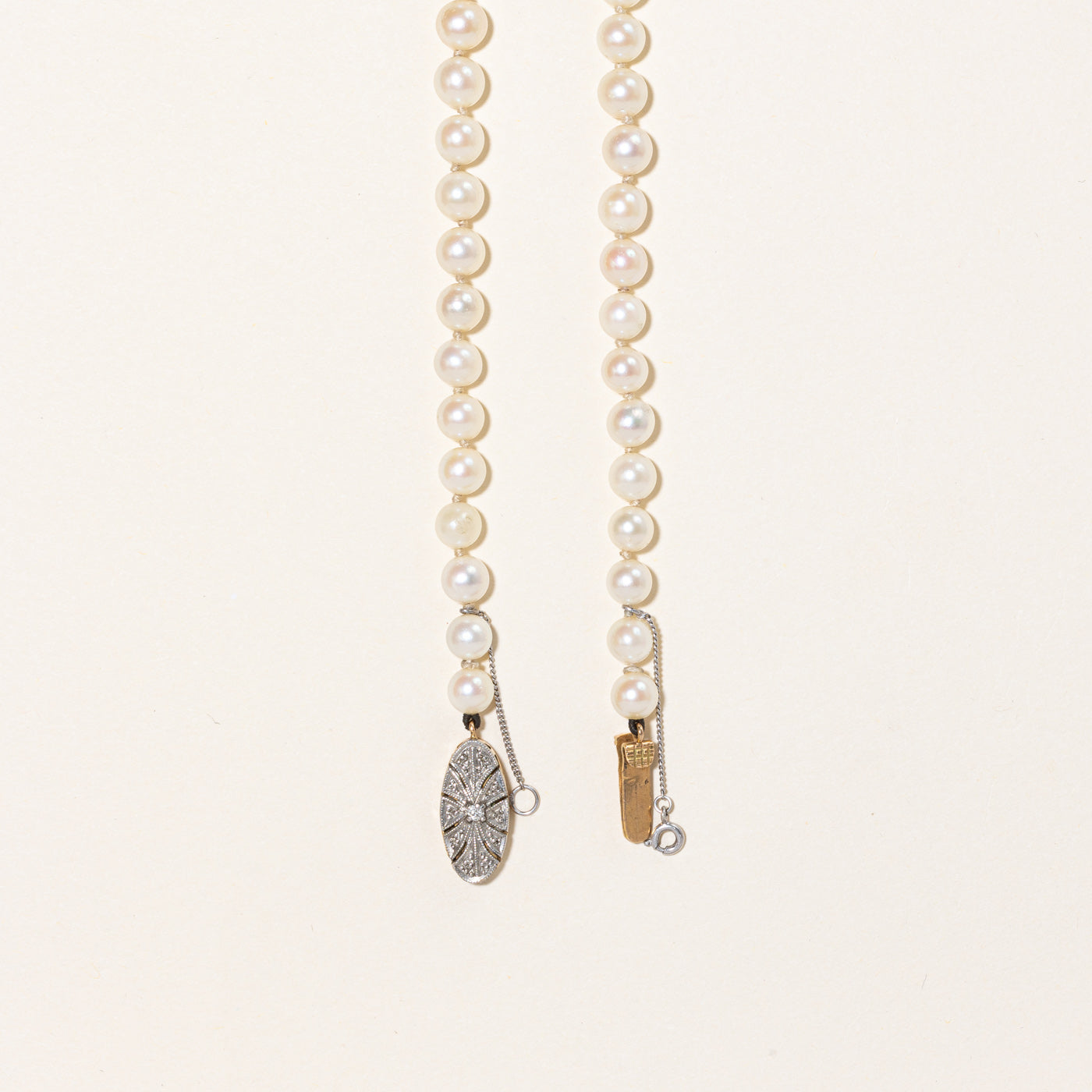 Collier de perles de culture et diamants | 0,03 ct | 51 cm | 