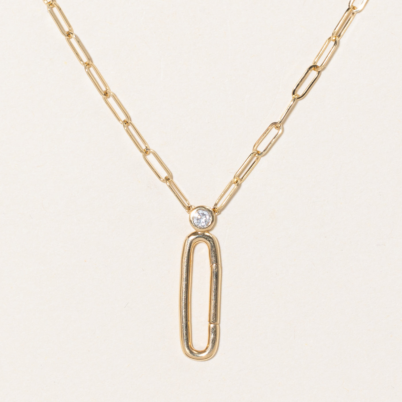Collier pendentif ovale en diamant | 0,10 ct | 61 cm | 