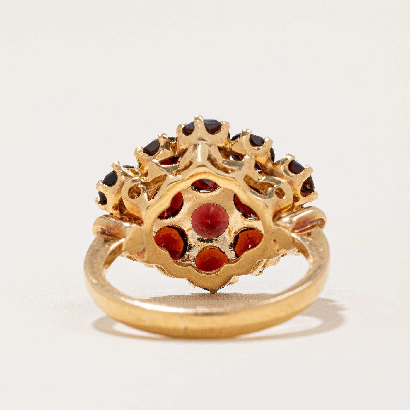 Garnet Cocktail Ring | 4.20ctw | SZ 7 |