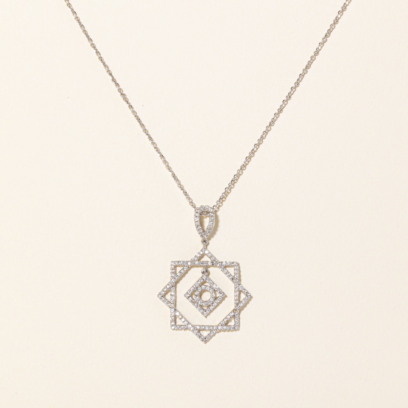 Diamond Pendant Necklace | 0.90ctw | 18" |