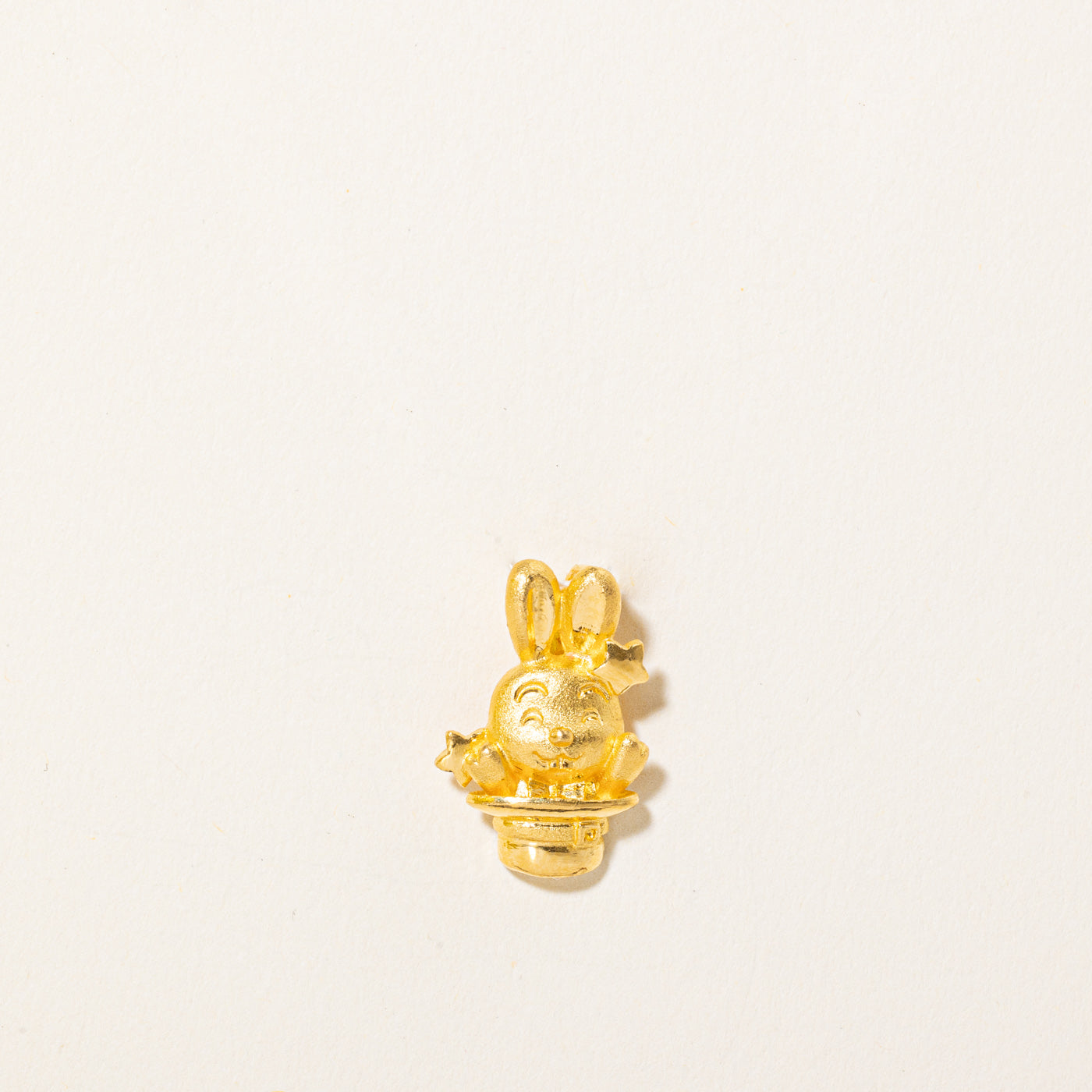 24k Yellow Gold Magician's Hat & Rabbit Pendant