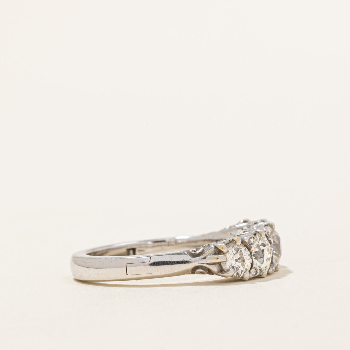 Bague charnière vintage en diamant taille ancienne | 2,00 ct | Taille 5,75 | 