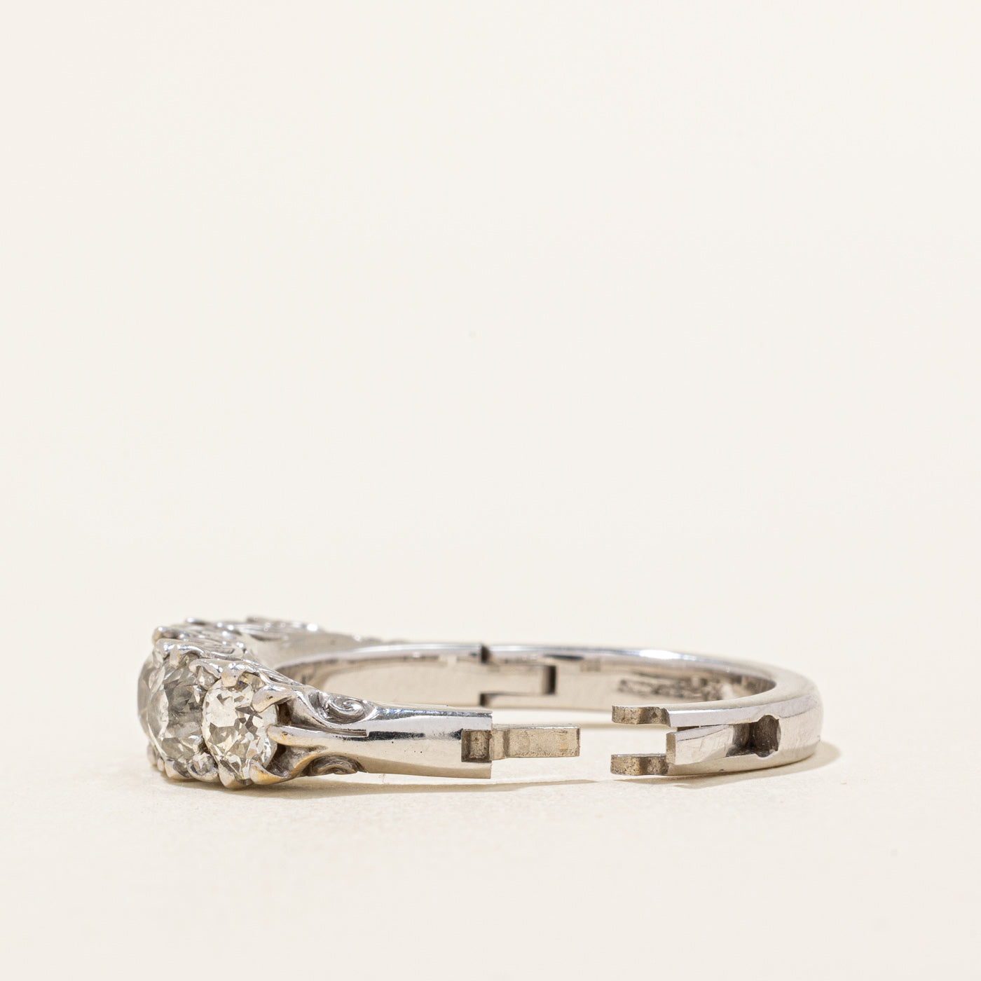 Bague charnière vintage en diamant taille ancienne | 2,00 ct | Taille 5,75 | 