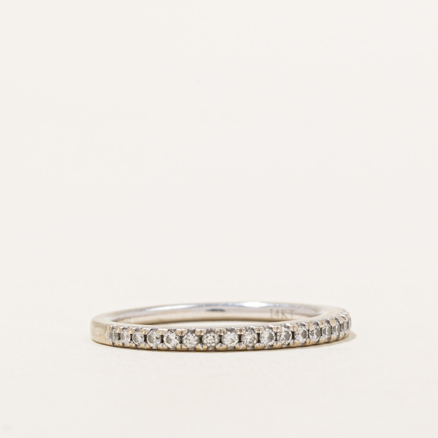 'Vera Wang' Semi Eternity Diamond Ring | 0.23ctw | SZ 6.5 |