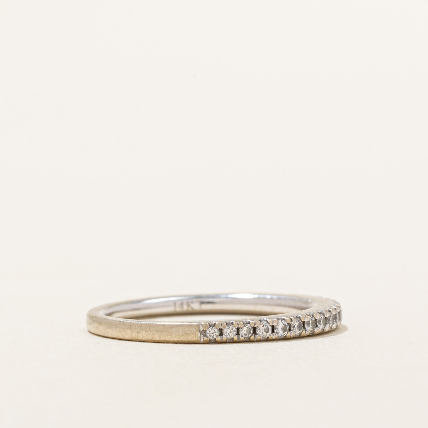 'Vera Wang' Semi Eternity Diamond Ring | 0.23ctw | SZ 6.5 |