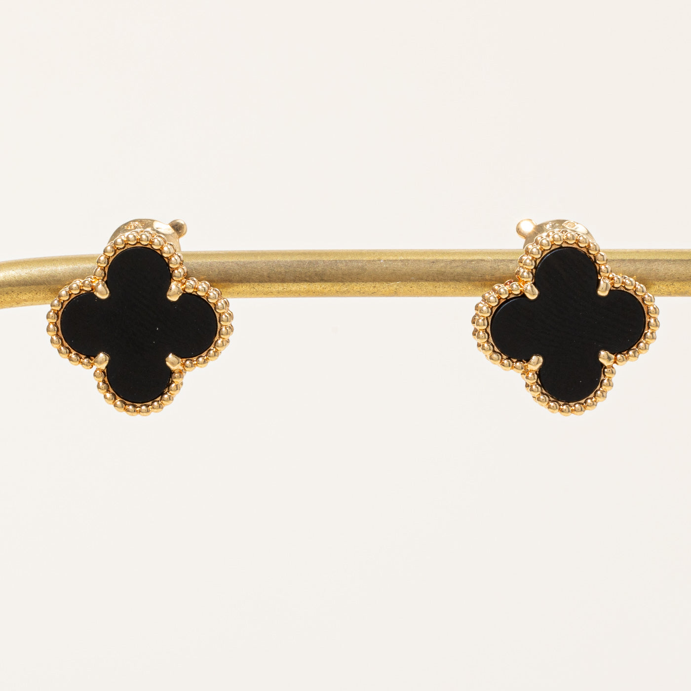 'Van Cleef & Arpels' Vintage Alhambra Earrings | 2.30ctw |