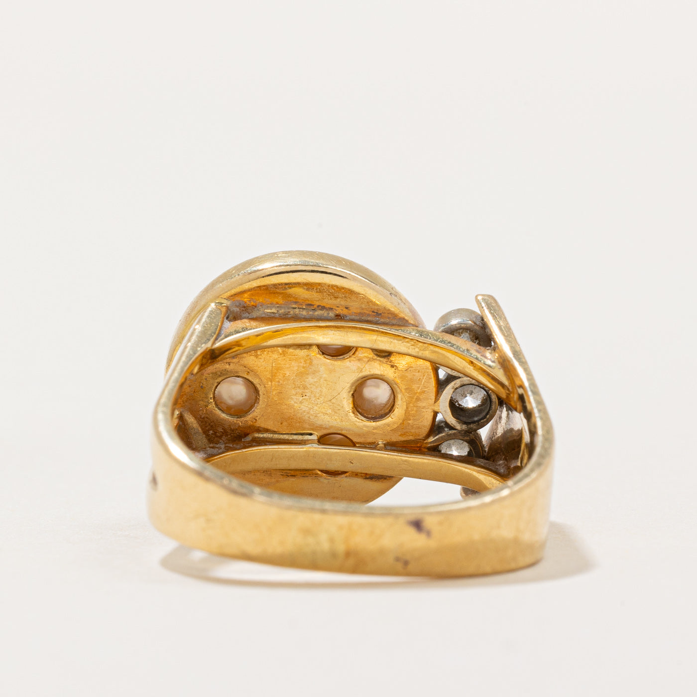 Pearl & Diamond Ring | 0.12ctw | SZ 7 |